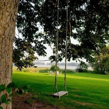 Im Zweiten Obergeschoss Des Gutshauses By Interhome *
